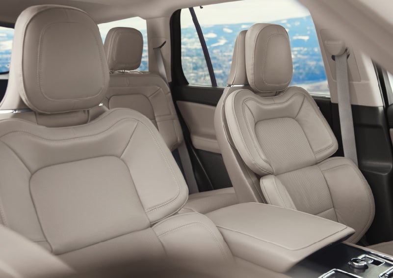 The interior of a 2024 Lincoln Aviator® SUV in the Sandstone interior color | Preston Lincoln in Hurlock MD